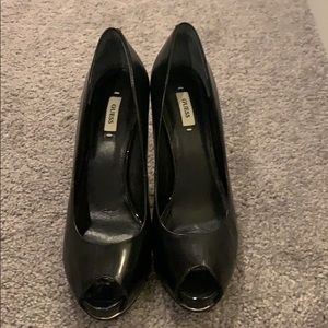 Black Guess peep toe platform pumps